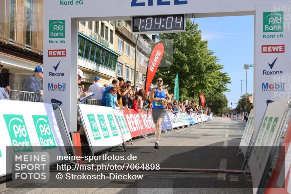 15.09.2024 - PSD Bank Halbmarathon Strokosch-Dieckow http://msf.ph/oto/7064898 15.09.2024 11:04:55 Ziel 451, 453 meine-sportfotos.de