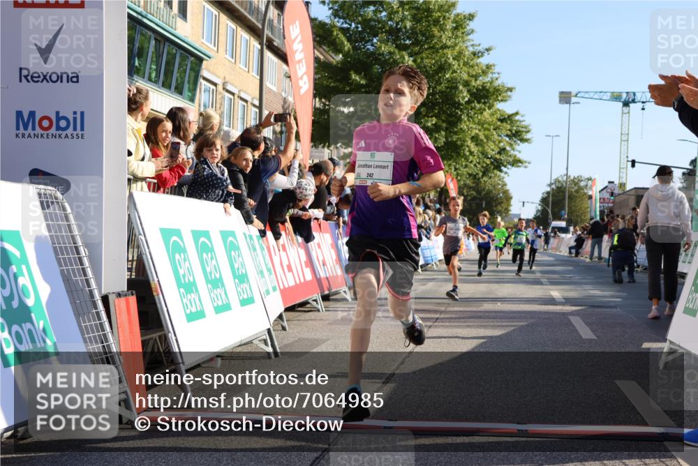 15.09.2024 - PSD Bank Halbmarathon Strokosch-Dieckow http://msf.ph/oto/7064985 15.09.2024 10:26:24 Ziel 9, 20, 88, 144, 181, 216, 240, 242, 295 meine-sportfotos.de