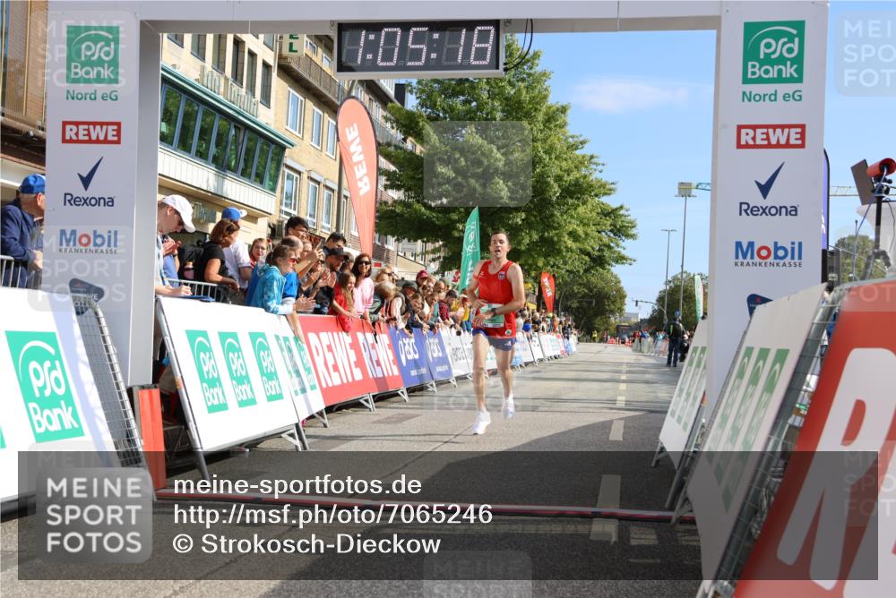 15.09.2024 - PSD Bank Halbmarathon Strokosch-Dieckow http://msf.ph/oto/7065246 15.09.2024 11:06:09 Ziel 450, 452 meine-sportfotos.de