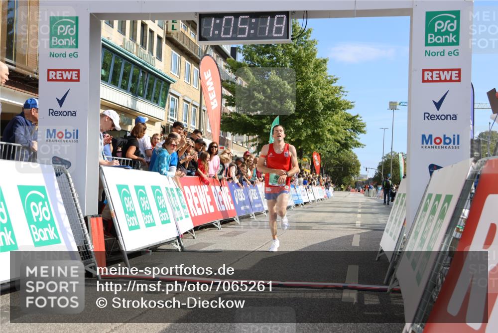 15.09.2024 - PSD Bank Halbmarathon Strokosch-Dieckow http://msf.ph/oto/7065261 15.09.2024 11:06:09 Ziel 450, 452 meine-sportfotos.de
