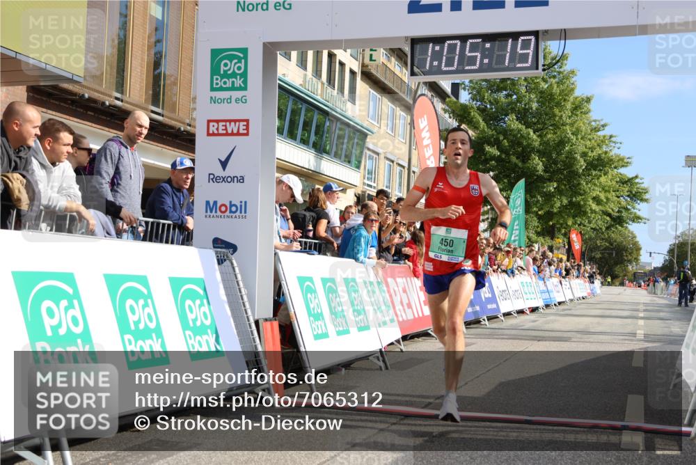 15.09.2024 - PSD Bank Halbmarathon Strokosch-Dieckow http://msf.ph/oto/7065312 15.09.2024 11:06:10 Ziel 450, 452 meine-sportfotos.de