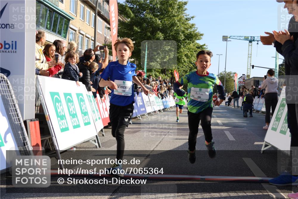 15.09.2024 - PSD Bank Halbmarathon Strokosch-Dieckow http://msf.ph/oto/7065364 15.09.2024 10:26:28 Ziel 9, 86, 88, 116, 144, 181, 200, 216, 242, 295 meine-sportfotos.de
