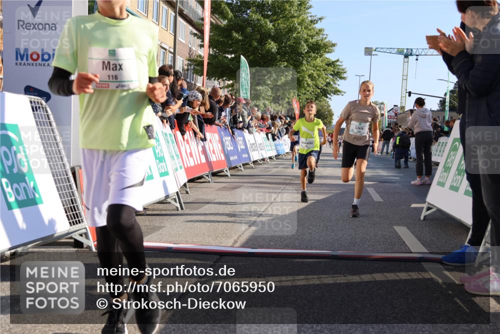 15.09.2024 - PSD Bank Halbmarathon Strokosch-Dieckow http://msf.ph/oto/7065950 15.09.2024 10:26:37 Ziel 9, 86, 88, 116, 118, 143, 144, 181, 188, 200, 216, 251, 295 meine-sportfotos.de