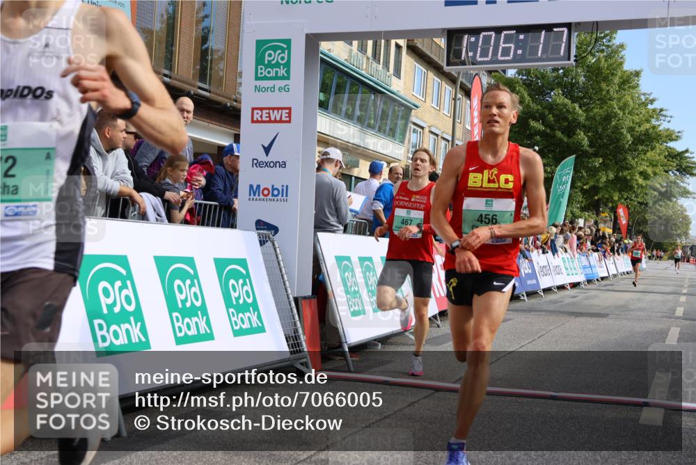 15.09.2024 - PSD Bank Halbmarathon Strokosch-Dieckow http://msf.ph/oto/7066005 15.09.2024 11:07:08 Ziel 456, 459, 460, 461, 467, 468, 472, 805 meine-sportfotos.de