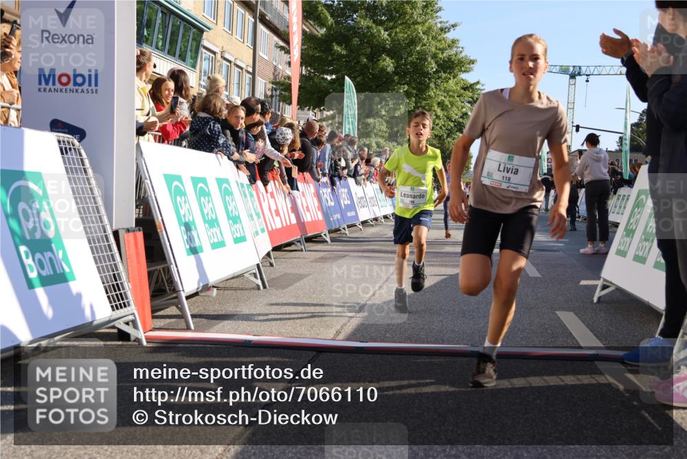 15.09.2024 - PSD Bank Halbmarathon Strokosch-Dieckow http://msf.ph/oto/7066110 15.09.2024 10:26:37 Ziel 9, 86, 88, 116, 118, 143, 144, 181, 188, 200, 216, 251, 295 meine-sportfotos.de