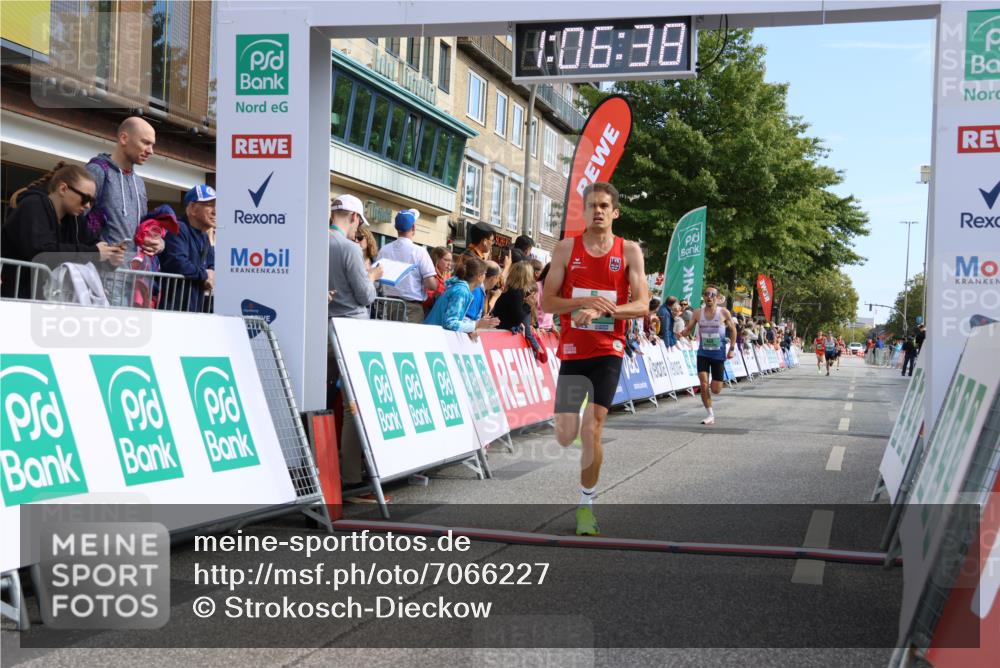 15.09.2024 - PSD Bank Halbmarathon Strokosch-Dieckow http://msf.ph/oto/7066227 15.09.2024 11:07:29 Ziel 462, 464, 465 meine-sportfotos.de
