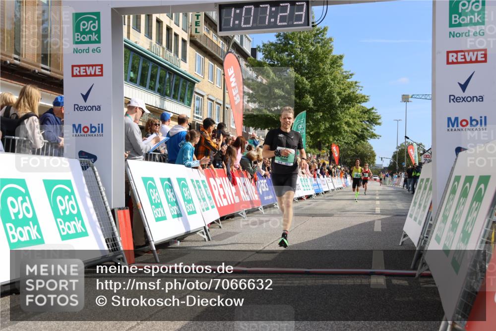 15.09.2024 - PSD Bank Halbmarathon Strokosch-Dieckow http://msf.ph/oto/7066632 15.09.2024 11:08:14 Ziel 403, 408, 479, 483 meine-sportfotos.de