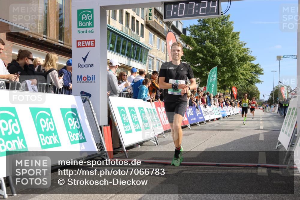 15.09.2024 - PSD Bank Halbmarathon Strokosch-Dieckow http://msf.ph/oto/7066783 15.09.2024 11:08:15 Ziel 403, 408, 479, 483 meine-sportfotos.de