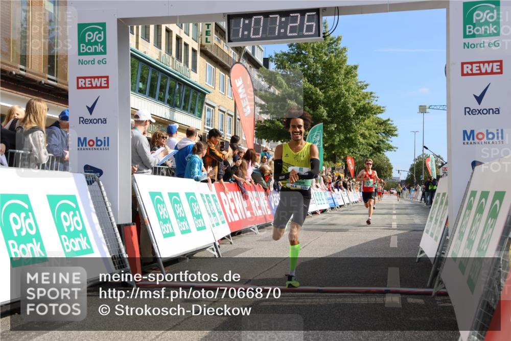 15.09.2024 - PSD Bank Halbmarathon Strokosch-Dieckow http://msf.ph/oto/7066870 15.09.2024 11:08:17 Ziel 403, 408, 479, 483 meine-sportfotos.de