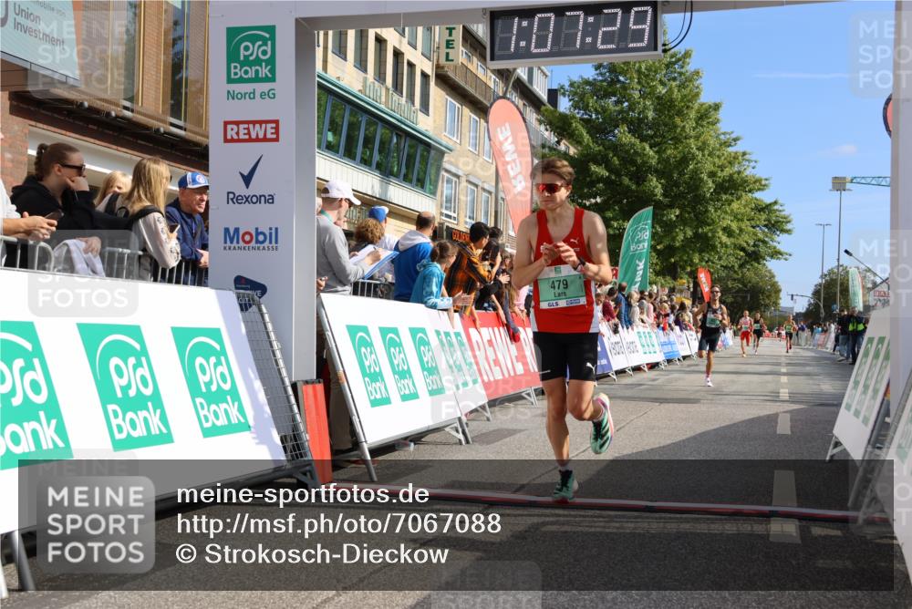 15.09.2024 - PSD Bank Halbmarathon Strokosch-Dieckow http://msf.ph/oto/7067088 15.09.2024 11:08:20 Ziel 403, 408, 474, 479, 483, 491 meine-sportfotos.de