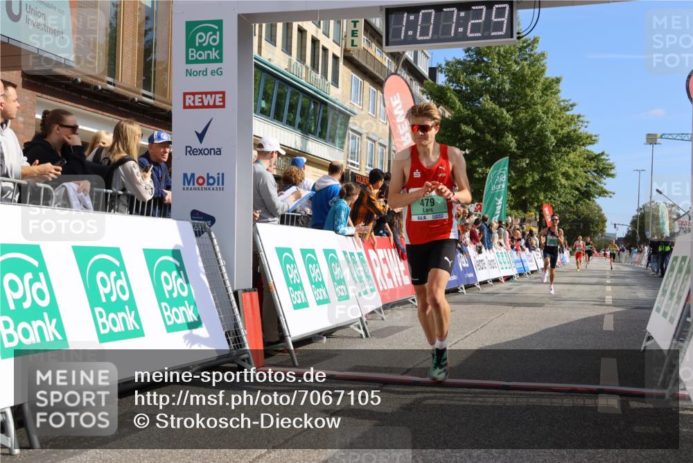 15.09.2024 - PSD Bank Halbmarathon Strokosch-Dieckow http://msf.ph/oto/7067105 15.09.2024 11:08:20 Ziel 403, 408, 474, 479, 483, 491 meine-sportfotos.de
