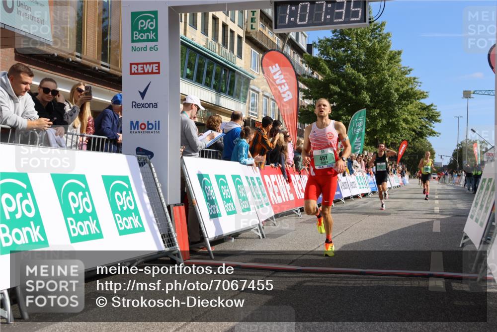 15.09.2024 - PSD Bank Halbmarathon Strokosch-Dieckow http://msf.ph/oto/7067455 15.09.2024 11:08:26 Ziel 403, 408, 474, 475, 479, 483, 491 meine-sportfotos.de