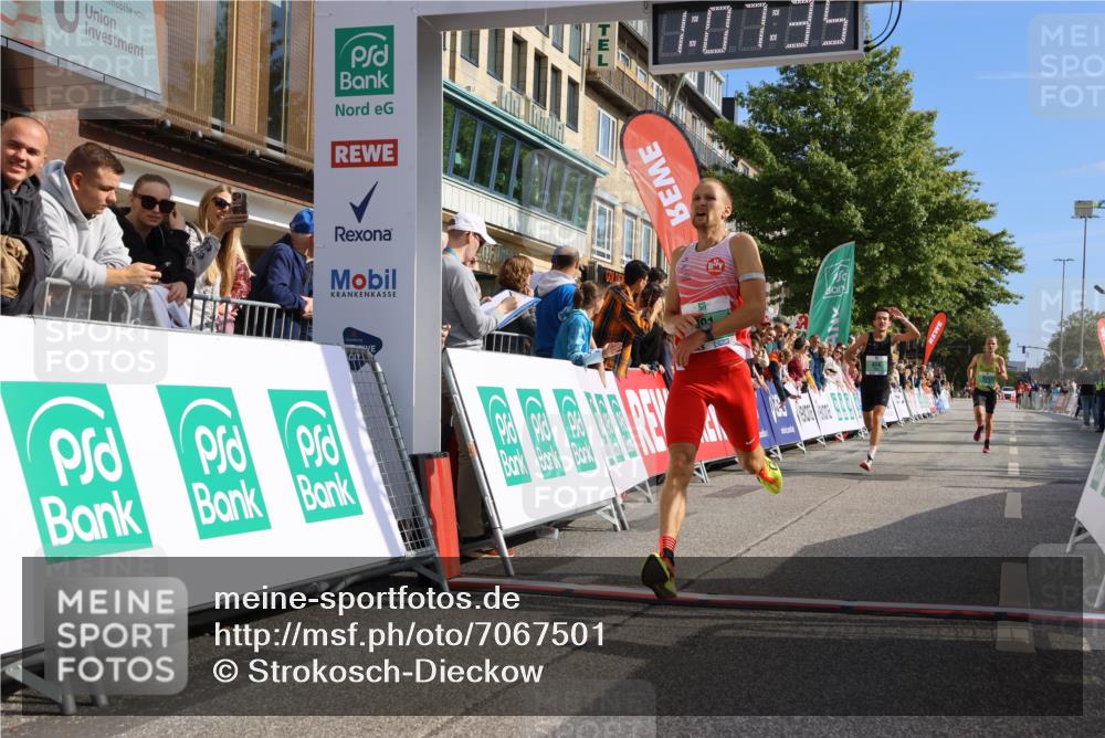 15.09.2024 - PSD Bank Halbmarathon Strokosch-Dieckow http://msf.ph/oto/7067501 15.09.2024 11:08:26 Ziel 403, 408, 474, 475, 479, 483, 491 meine-sportfotos.de