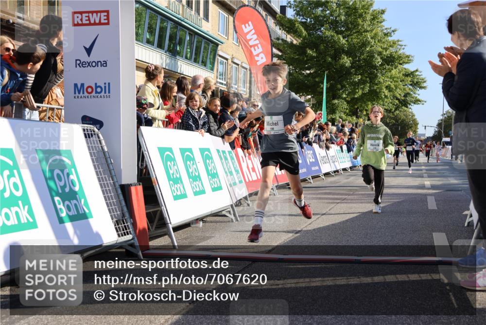 15.09.2024 - PSD Bank Halbmarathon Strokosch-Dieckow http://msf.ph/oto/7067620 15.09.2024 10:27:22 Ziel 18, 42, 75, 82, 87, 136, 167, 198, 210, 270, 294 meine-sportfotos.de