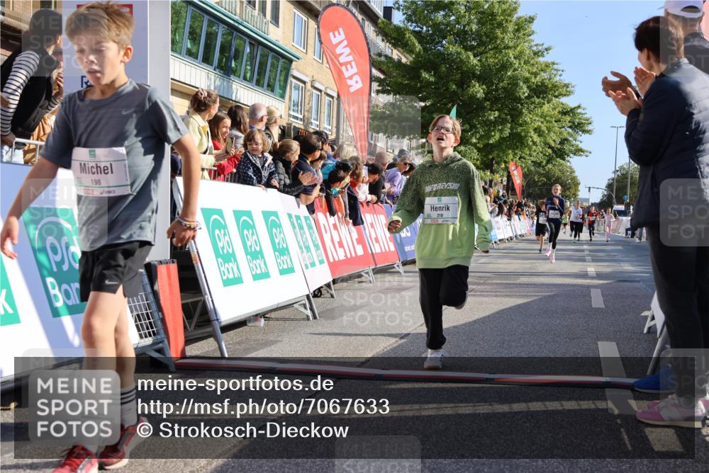 15.09.2024 - PSD Bank Halbmarathon Strokosch-Dieckow http://msf.ph/oto/7067633 15.09.2024 10:27:23 Ziel 18, 42, 75, 82, 87, 136, 139, 167, 198, 210, 270, 294 meine-sportfotos.de