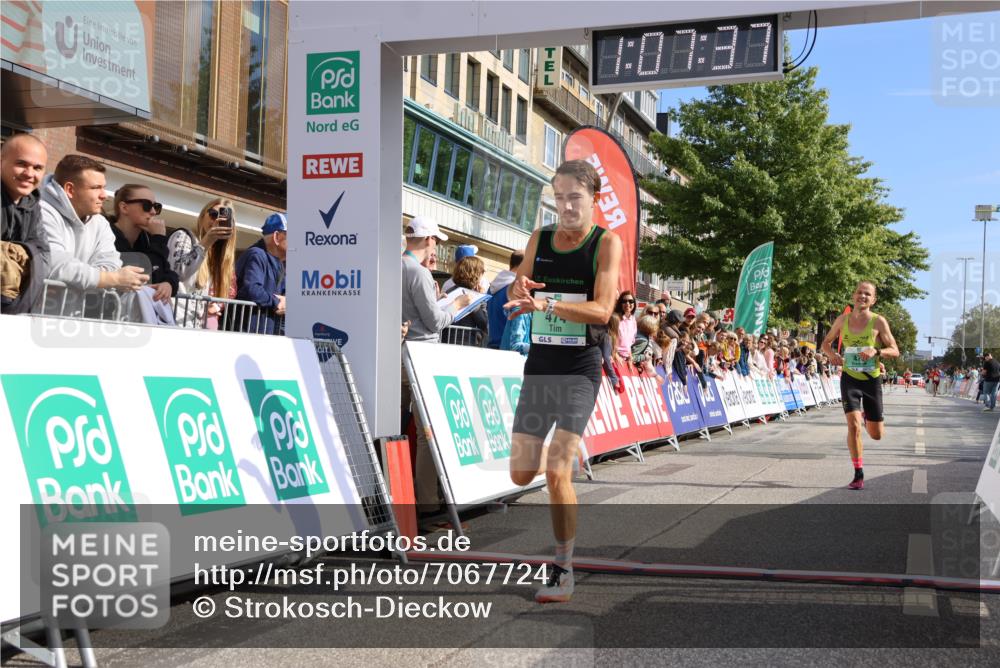 15.09.2024 - PSD Bank Halbmarathon Strokosch-Dieckow http://msf.ph/oto/7067724 15.09.2024 11:08:28 Ziel 403, 474, 475, 479, 483, 491, 493 meine-sportfotos.de