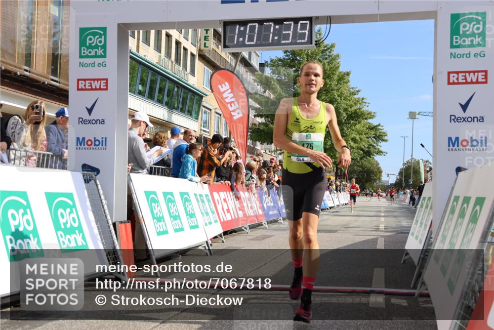 15.09.2024 - PSD Bank Halbmarathon Strokosch-Dieckow http://msf.ph/oto/7067818 15.09.2024 11:08:30 Ziel 403, 474, 475, 479, 491, 493 meine-sportfotos.de