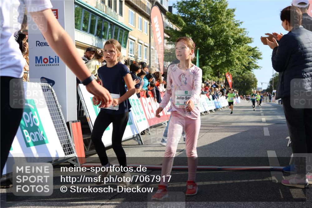 15.09.2024 - PSD Bank Halbmarathon Strokosch-Dieckow http://msf.ph/oto/7067917 15.09.2024 10:27:34 Ziel 48, 87, 122, 136, 139, 174, 198, 210, 219, 233, 268, 272 meine-sportfotos.de