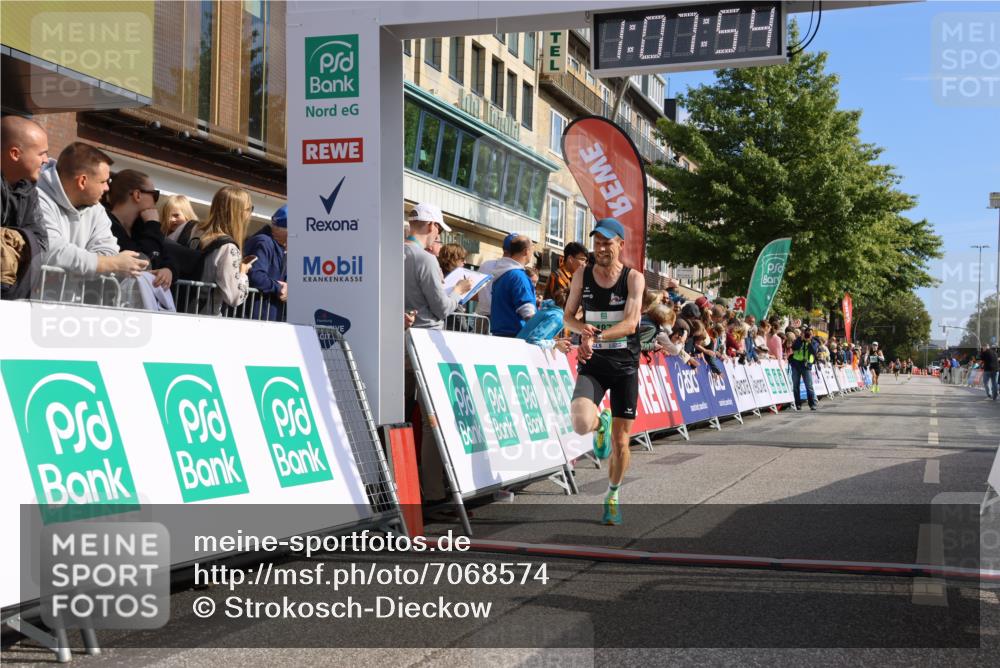 15.09.2024 - PSD Bank Halbmarathon Strokosch-Dieckow http://msf.ph/oto/7068574 15.09.2024 11:08:45 Ziel 477, 487, 493, 562, 807, 1076 meine-sportfotos.de