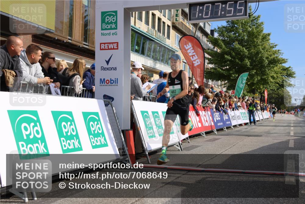 15.09.2024 - PSD Bank Halbmarathon Strokosch-Dieckow http://msf.ph/oto/7068649 15.09.2024 11:08:46 Ziel 477, 487, 493, 562, 807, 1076 meine-sportfotos.de