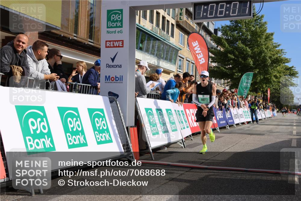 15.09.2024 - PSD Bank Halbmarathon Strokosch-Dieckow http://msf.ph/oto/7068688 15.09.2024 11:08:52 Ziel 477, 487, 562, 807, 1076 meine-sportfotos.de