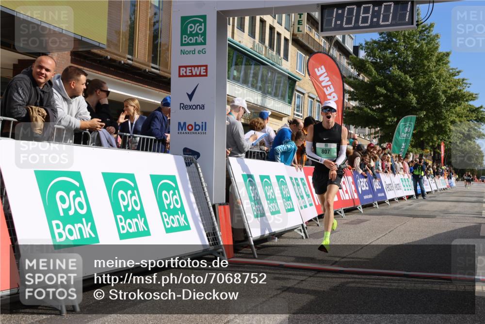 15.09.2024 - PSD Bank Halbmarathon Strokosch-Dieckow http://msf.ph/oto/7068752 15.09.2024 11:08:52 Ziel 477, 487, 562, 807, 1076 meine-sportfotos.de