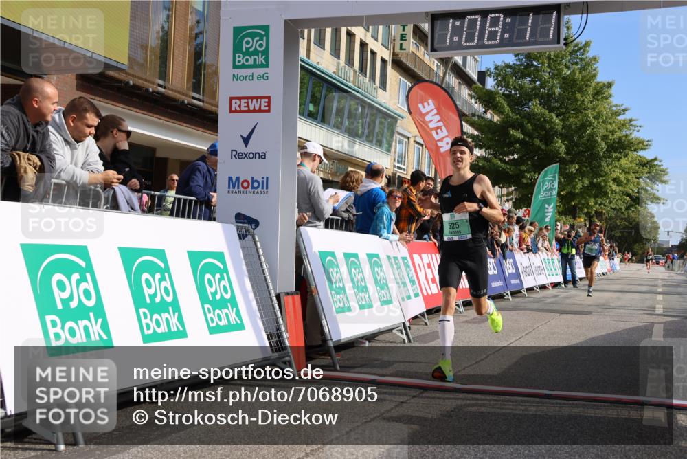 15.09.2024 - PSD Bank Halbmarathon Strokosch-Dieckow http://msf.ph/oto/7068905 15.09.2024 11:09:02 Ziel 496, 525, 807 meine-sportfotos.de