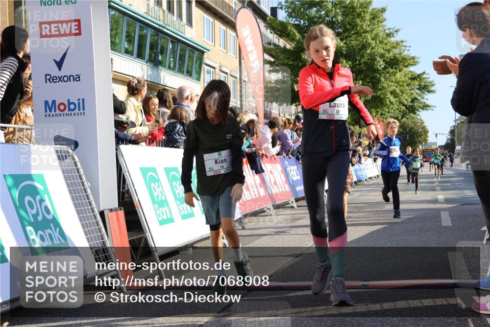 15.09.2024 - PSD Bank Halbmarathon Strokosch-Dieckow http://msf.ph/oto/7068908 15.09.2024 10:27:59 Ziel 27, 28, 37, 73, 101, 103, 108, 125, 128, 138, 159, 204, 249, 296 meine-sportfotos.de