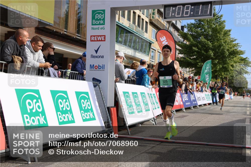15.09.2024 - PSD Bank Halbmarathon Strokosch-Dieckow http://msf.ph/oto/7068960 15.09.2024 11:09:02 Ziel 496, 525, 807 meine-sportfotos.de
