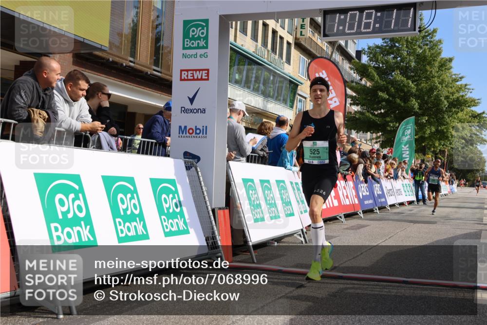 15.09.2024 - PSD Bank Halbmarathon Strokosch-Dieckow http://msf.ph/oto/7068996 15.09.2024 11:09:02 Ziel 496, 525, 807 meine-sportfotos.de