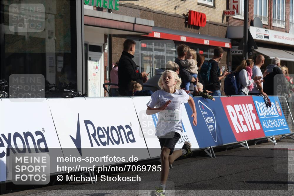 15.09.2024 - PSD Bank Halbmarathon Michael Strokosch http://msf.ph/oto/7069785 15.09.2024 10:25:27 Ziel 7, 19, 36, 66, 110, 257 meine-sportfotos.de