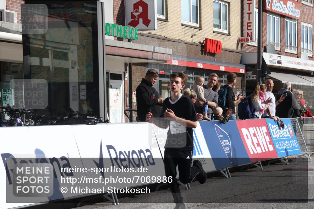 15.09.2024 - PSD Bank Halbmarathon Michael Strokosch http://msf.ph/oto/7069886 15.09.2024 10:25:36 Ziel 36, 110, 221, 238, 248, 257, 298, 300 meine-sportfotos.de