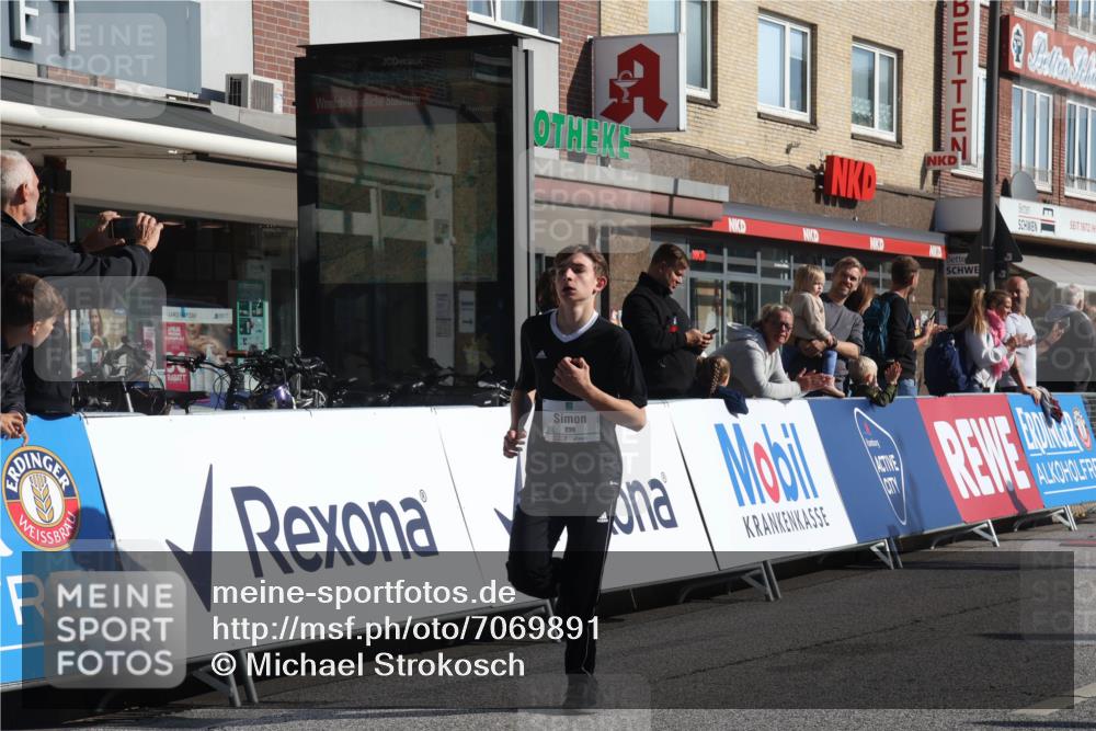 15.09.2024 - PSD Bank Halbmarathon Michael Strokosch http://msf.ph/oto/7069891 15.09.2024 10:25:37 Ziel 36, 110, 221, 238, 248, 257, 298, 300 meine-sportfotos.de