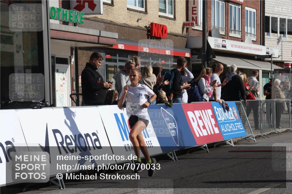 15.09.2024 - PSD Bank Halbmarathon Michael Strokosch http://msf.ph/oto/7070033 15.09.2024 10:25:53 Ziel 20, 54, 98, 240, 298 meine-sportfotos.de