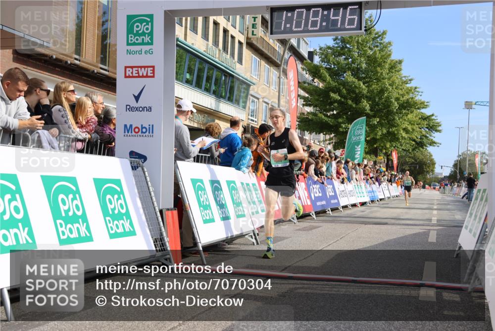 15.09.2024 - PSD Bank Halbmarathon Strokosch-Dieckow http://msf.ph/oto/7070304 15.09.2024 11:09:37 Ziel 402, 505 meine-sportfotos.de