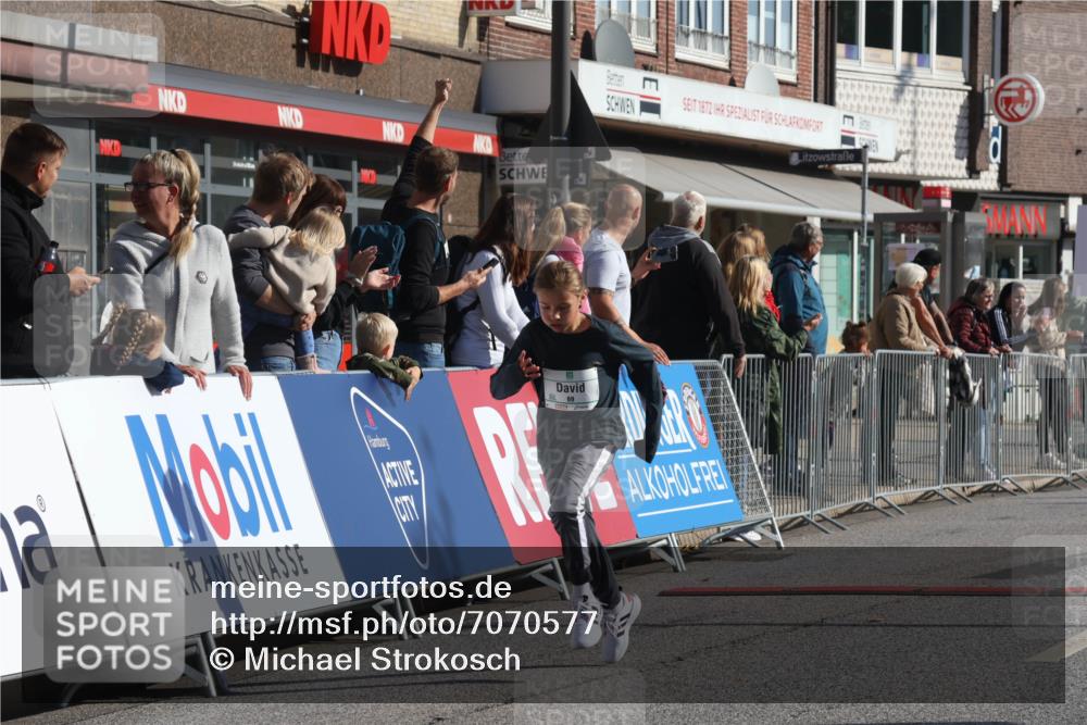 15.09.2024 - PSD Bank Halbmarathon Michael Strokosch http://msf.ph/oto/7070577 15.09.2024 10:26:51 Ziel 42, 69, 134, 212, 215, 284 meine-sportfotos.de