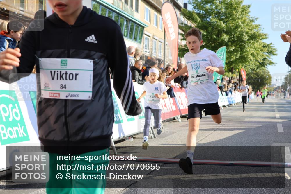 15.09.2024 - PSD Bank Halbmarathon Strokosch-Dieckow http://msf.ph/oto/7070655 15.09.2024 10:28:26 Ziel 14, 43, 84, 94, 132, 135, 149, 161, 166, 208, 217, 230, 258, 262, 293 meine-sportfotos.de