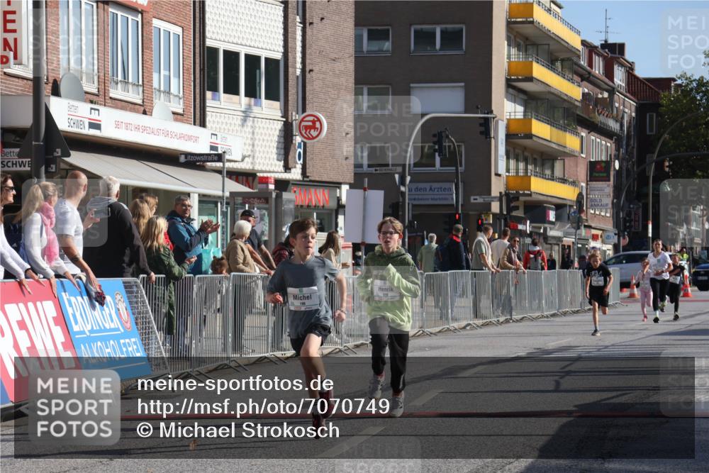 15.09.2024 - PSD Bank Halbmarathon Michael Strokosch http://msf.ph/oto/7070749 15.09.2024 10:27:06 Ziel 18, 42, 75, 82, 87, 136, 167, 198, 210, 270, 294 meine-sportfotos.de