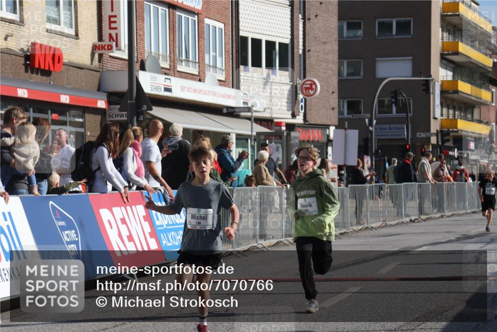 15.09.2024 - PSD Bank Halbmarathon Michael Strokosch http://msf.ph/oto/7070766 15.09.2024 10:27:07 Ziel 18, 42, 75, 82, 87, 136, 167, 198, 210, 268, 270, 294 meine-sportfotos.de