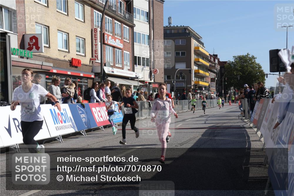 15.09.2024 - PSD Bank Halbmarathon Michael Strokosch http://msf.ph/oto/7070870 15.09.2024 10:27:16 Ziel 48, 87, 136, 139, 167, 174, 198, 210, 219, 233, 268, 272 meine-sportfotos.de