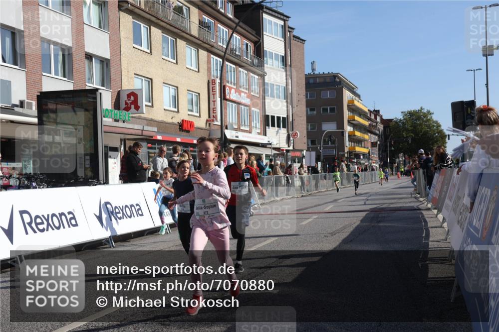 15.09.2024 - PSD Bank Halbmarathon Michael Strokosch http://msf.ph/oto/7070880 15.09.2024 10:27:17 Ziel 48, 87, 136, 139, 174, 198, 210, 219, 233, 268, 272 meine-sportfotos.de