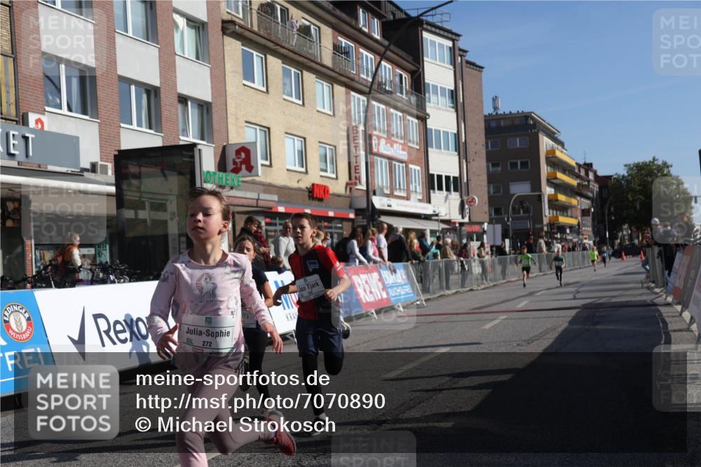 15.09.2024 - PSD Bank Halbmarathon Michael Strokosch http://msf.ph/oto/7070890 15.09.2024 10:27:17 Ziel 48, 87, 136, 139, 174, 198, 210, 219, 233, 268, 272 meine-sportfotos.de