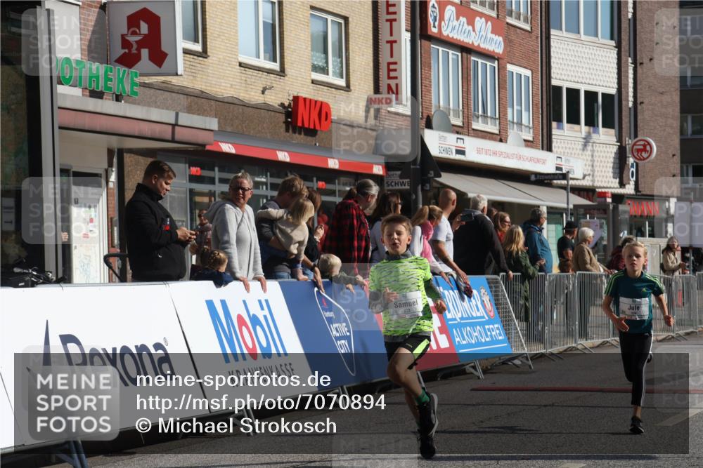 15.09.2024 - PSD Bank Halbmarathon Michael Strokosch http://msf.ph/oto/7070894 15.09.2024 10:27:21 Ziel 8, 48, 87, 122, 136, 139, 174, 219, 233, 268, 272 meine-sportfotos.de