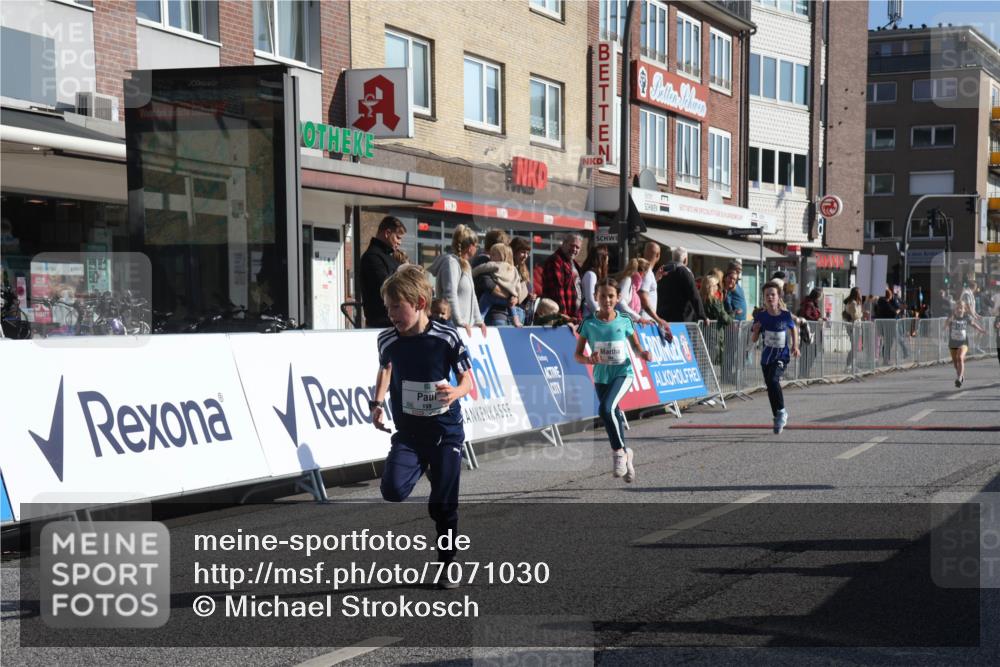 15.09.2024 - PSD Bank Halbmarathon Michael Strokosch http://msf.ph/oto/7071030 15.09.2024 10:27:34 Ziel 8, 37, 73, 101, 103, 122, 125, 159, 174, 204, 233 meine-sportfotos.de