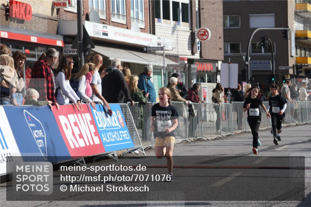 15.09.2024 - PSD Bank Halbmarathon Michael Strokosch http://msf.ph/oto/7071076 15.09.2024 10:27:37 Ziel 8, 37, 73, 101, 103, 122, 125, 159, 204, 249, 296 meine-sportfotos.de
