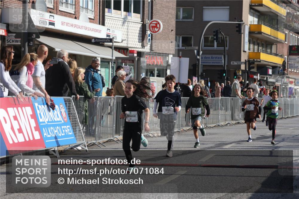 15.09.2024 - PSD Bank Halbmarathon Michael Strokosch http://msf.ph/oto/7071084 15.09.2024 10:27:39 Ziel 8, 27, 28, 37, 73, 101, 103, 108, 122, 125, 159, 204, 249, 296 meine-sportfotos.de