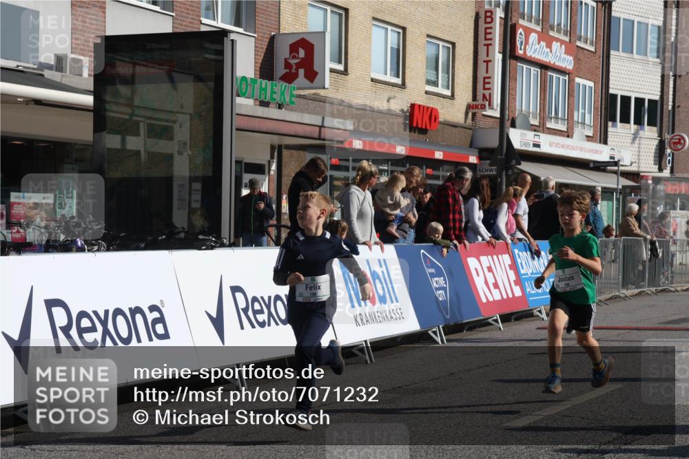 15.09.2024 - PSD Bank Halbmarathon Michael Strokosch http://msf.ph/oto/7071232 15.09.2024 10:27:49 Ziel 14, 27, 28, 37, 43, 73, 77, 101, 103, 108, 128, 138, 230, 247, 249, 261, 296 meine-sportfotos.de