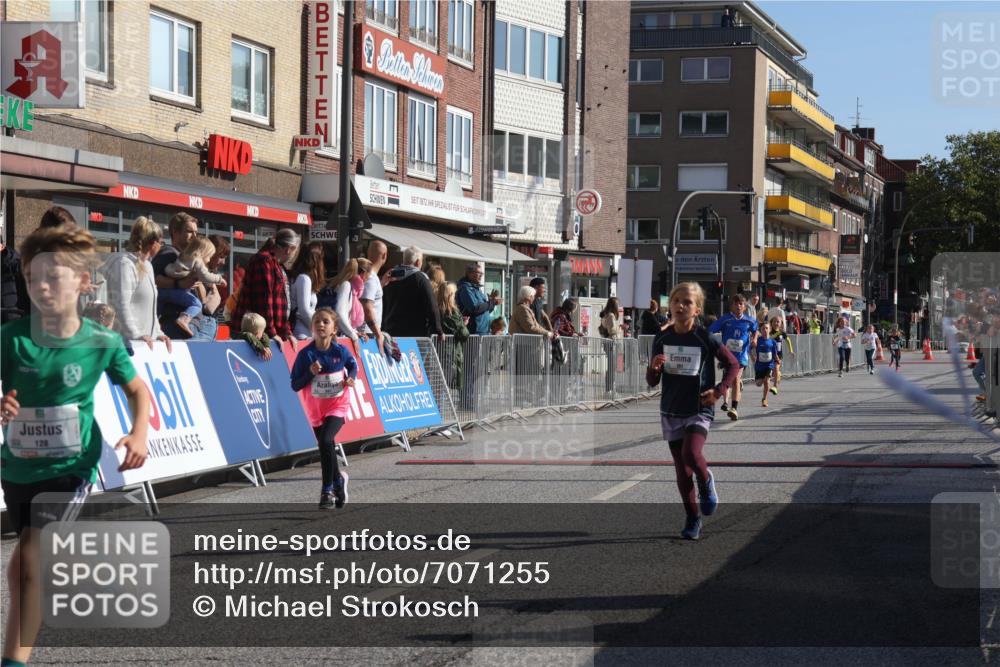 15.09.2024 - PSD Bank Halbmarathon Michael Strokosch http://msf.ph/oto/7071255 15.09.2024 10:27:50 Ziel 14, 27, 28, 37, 43, 73, 77, 101, 103, 108, 128, 138, 230, 247, 249, 261, 296 meine-sportfotos.de