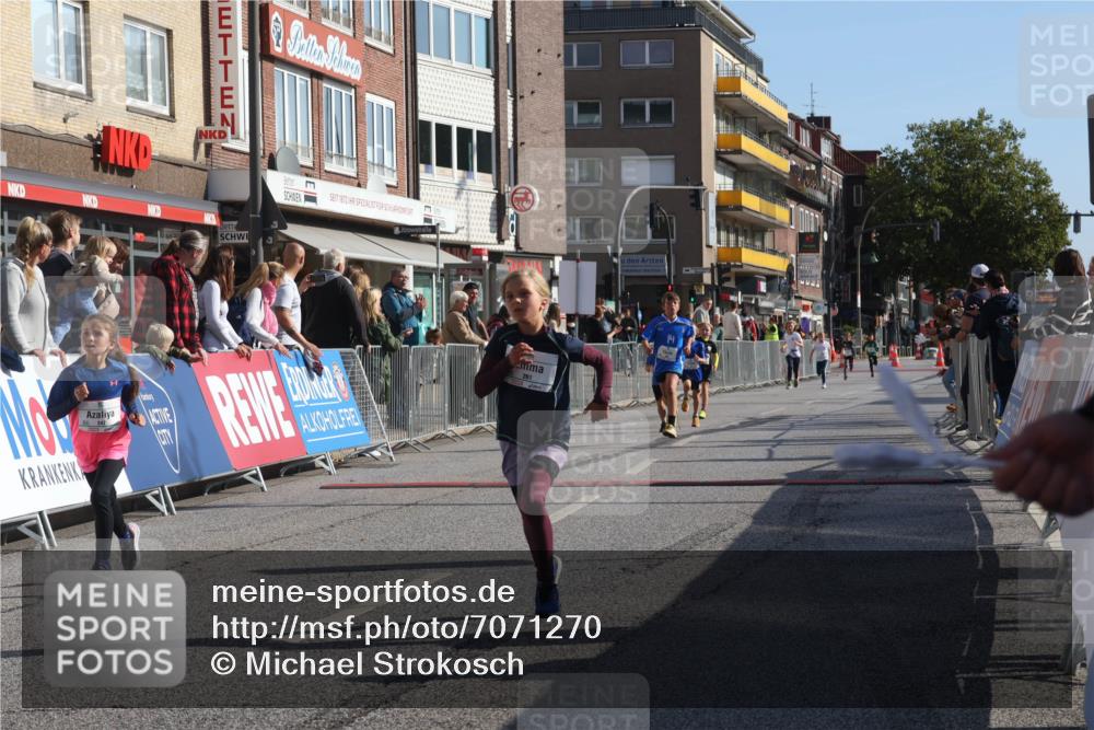 15.09.2024 - PSD Bank Halbmarathon Michael Strokosch http://msf.ph/oto/7071270 15.09.2024 10:27:51 Ziel 14, 27, 28, 37, 43, 73, 77, 103, 108, 128, 138, 230, 247, 249, 261, 296 meine-sportfotos.de
