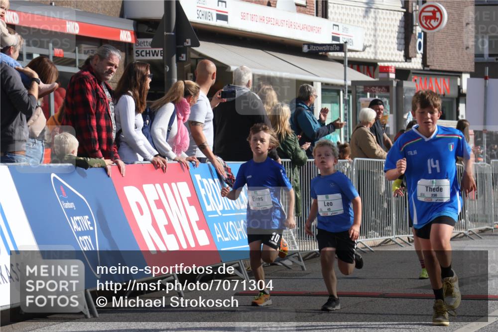 15.09.2024 - PSD Bank Halbmarathon Michael Strokosch http://msf.ph/oto/7071304 15.09.2024 10:27:54 Ziel 14, 27, 28, 43, 73, 77, 108, 128, 138, 230, 247, 249, 261, 293, 296 meine-sportfotos.de